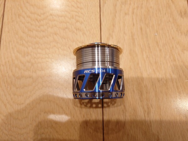 美品送料込み DAIWA ダイワ I'ZE FACTORY アイズファクトリー RCS 2004 メタルスプール ブルー スプール 替えスプール