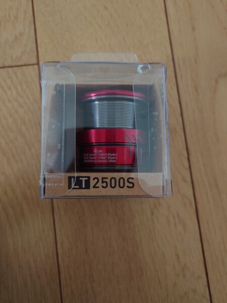 未使用送料込み ダイワ SLPW LT タイプα スプール レッド 2500s Daiwa Slp Works カルディア フリームス 2500S 替えスプール