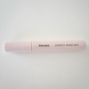 WHOMEE / ロング&カールマスカラ ストロベリーレッド:甘酸っぱいイチゴみたいなレッド 定価1650円