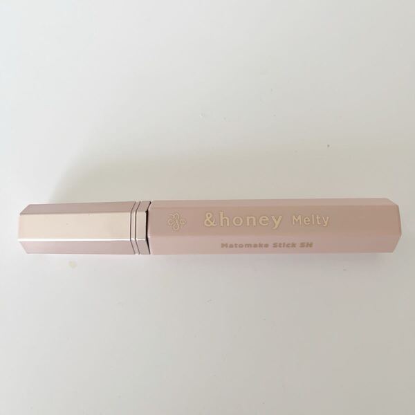 &honey Melty マトメイク スティック スーパーホールド ハードタイプのスタイリングスティック 定価1078円