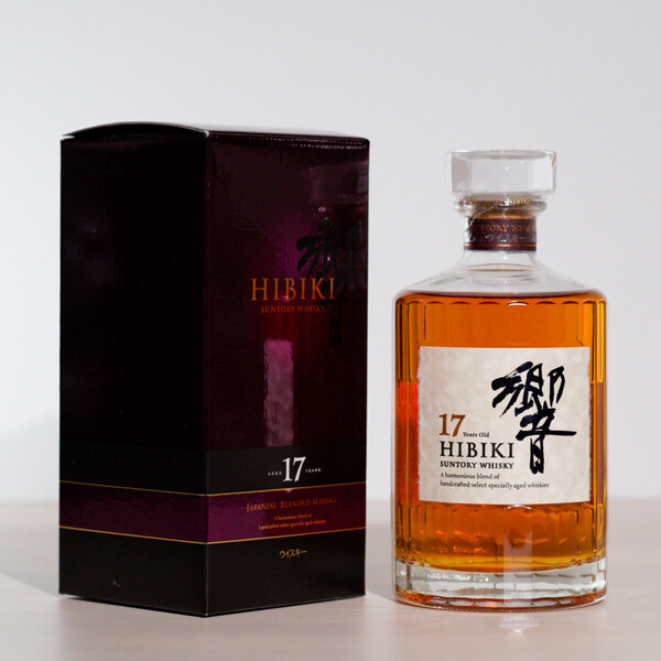 送料無料 サントリーウイスキー 響 17年 休売直前ロット Suntory Whisky Hibiki 17YO