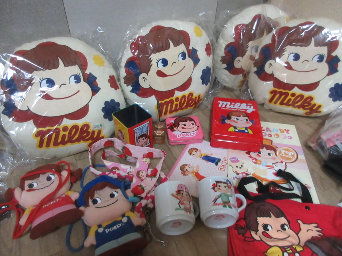 ペコちゃん クッション 非売品 希少 レトロ 昭和 Yahoo!オークション -「ペコちゃんクッション」の落札相場・落札価格
