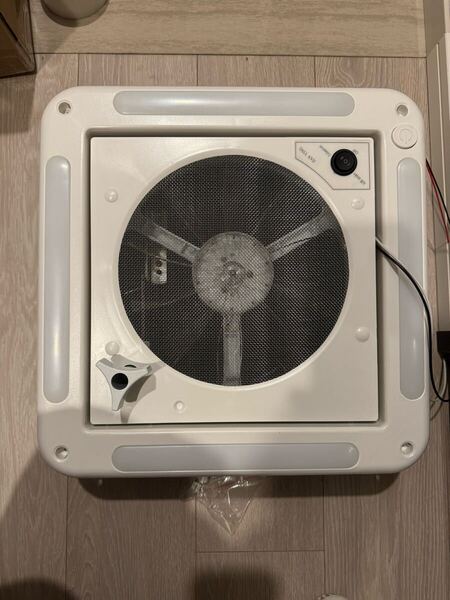 キャンピングカー ルーフベントファン 換気扇 排気ファン 排気 双方向空気交換