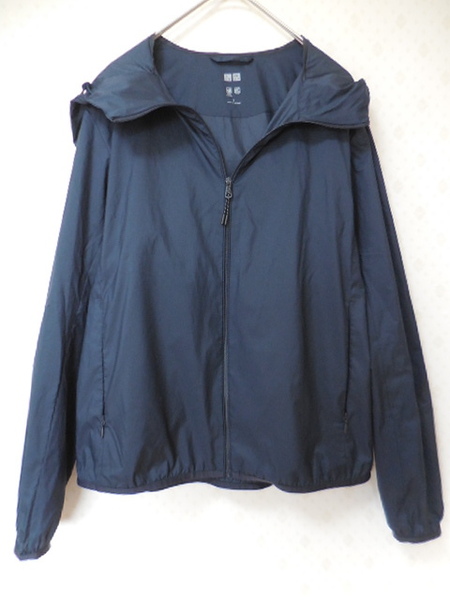 美品 UNIQLO ユニクロ パーカ S UVカット 撥水加工 ガールズもOK アウター 梅雨 レインコート◎ 紺色 ネイビー @5月限定送料無料