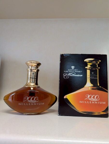 未開栓 SUNTORY ピュアモルト ウイスキー 2000 ミレニアム PURE MALT WHISKY MILLENNIUM サントリー ウィスキー 箱付き 古酒 即決 送料無料