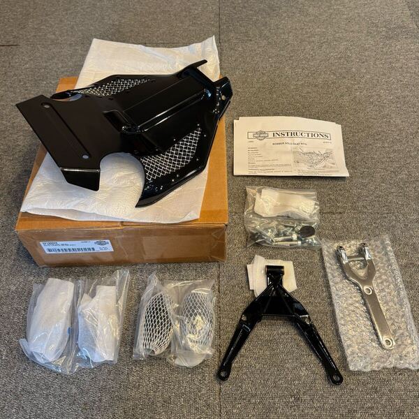 52100029 ハーレー 純正 オプション ソフテイル ソロシート スプリングサドル インストールキット FXBB FXBBS FXST FLSL FXLRS /W