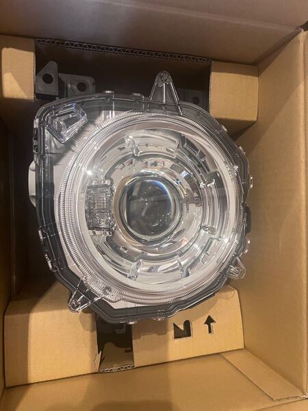 【新品】スズキジムニー ジムニーシエラJB64W JB74W純正 LED ヘッドライト ヘッドランプ 左 助手席側 35300-77RA1 koito 100-5938G 刻印3R