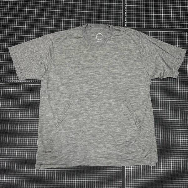 『山と道』メリノウール・Tシャツ XLサイズ カンガルーポケット 100%