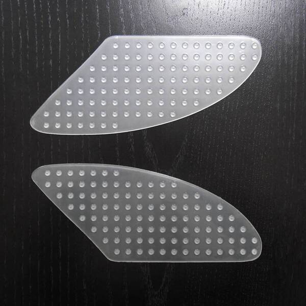 【即納】在庫1 汎用ニーグリップタンクパッド 中 クリア 透明 ニンジャ グロム CBR GSX Ninja GSX YZF-R25 YZF-R7 CB250R CB600R
