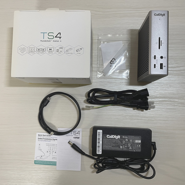 CalDigit TS4/ Thunderbolt Station 4-0.8m Thunderbolt 4ケーブル付き