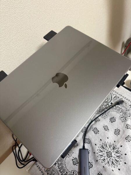 MacBook Air スペースグレー 本体 M3 2024モデル13.6インチ Apple Air