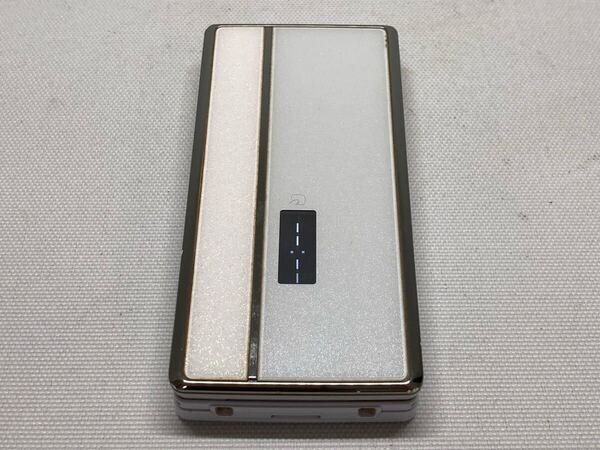概ね美品 docomo ドコモ N-03D STYLE series NEC 携帯電話 ガラケー ホワイト e422b308dd
