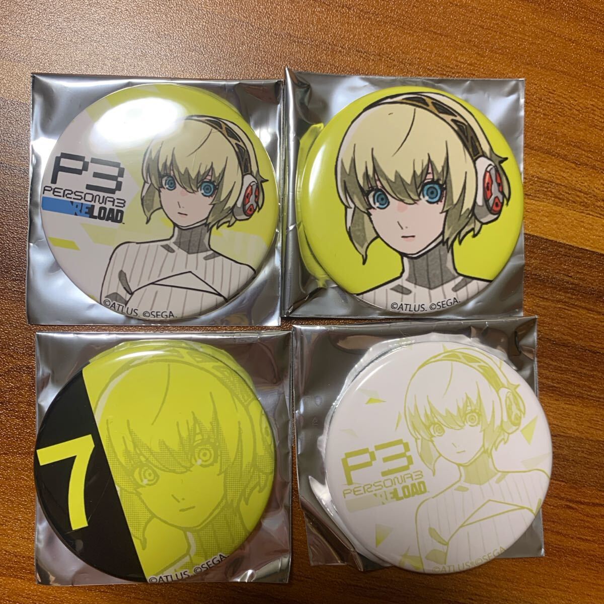 ペルソナ3 スクエア缶バッジセット 主人公 アイギス