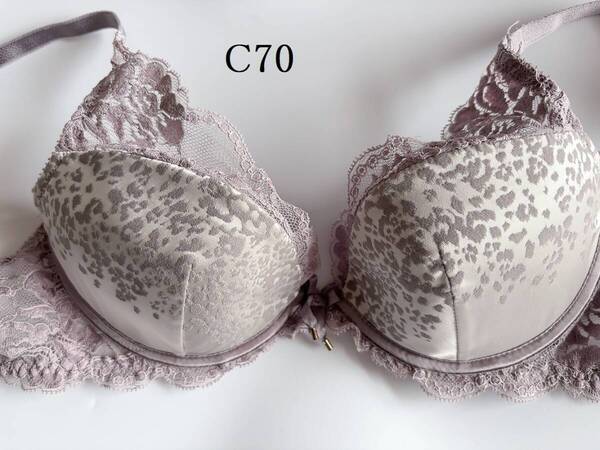 C70☆Chantelle シャンテル フランス海外高級ランジェリーブラ
