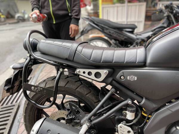 新品 ヤマハ XSR125/155 タンデムバー&サイドガードセット
