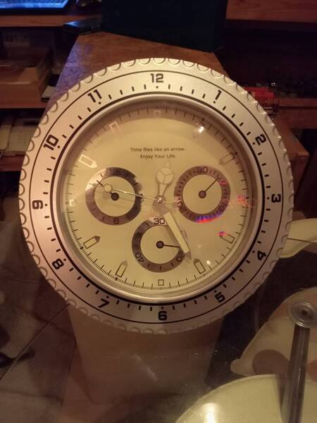 壁掛け時計,クロノグラフ,ハイブランド,デザイン,オシャレ,アナログ,限定1点,掛時計,シルバー,ラウンド