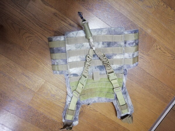 『収集品』SHELLBACK TACTICAL プレートキャリア A-TACS