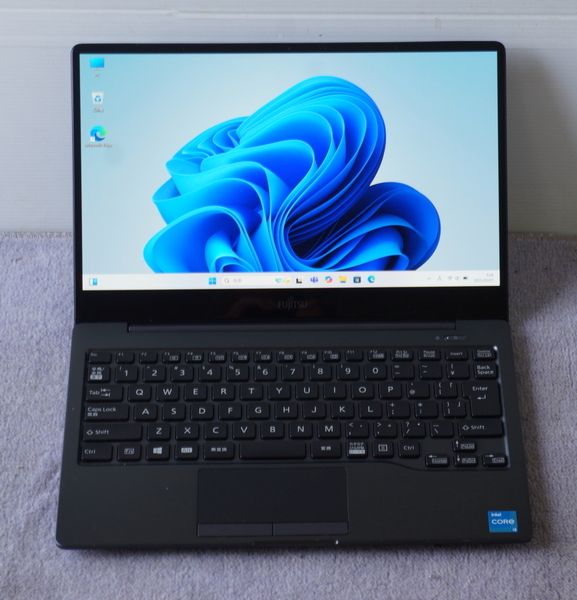 015・有機ELディスプレイ・第11世代CPU搭載・WC2/E3・Core i5-1135G7/8GB/SSD256GB/13.3/Microsoft Office LTSC 2024 Professional Plus
