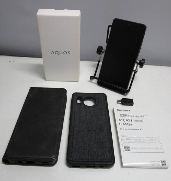 【送料無料】AQUOS sense7 SH-M24 SIMフリー ブラック スマホケース2個付 中古品