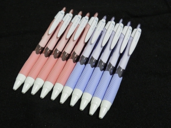 【文房具】uni ボールペン 黒 0.5 10本入り(アプリコット・ラベンダー 各5本) 定価1650円 新品 即決