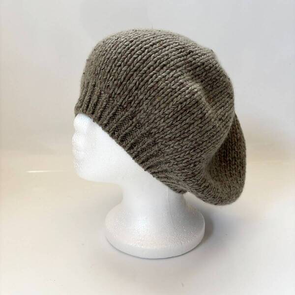 【美品】ブルネロクチネリ BRUNELLO CUCINELLI カシミヤ スパンコール・ラメ ニット帽 キャップ 帽子 Mサイズ ベージュ レディース