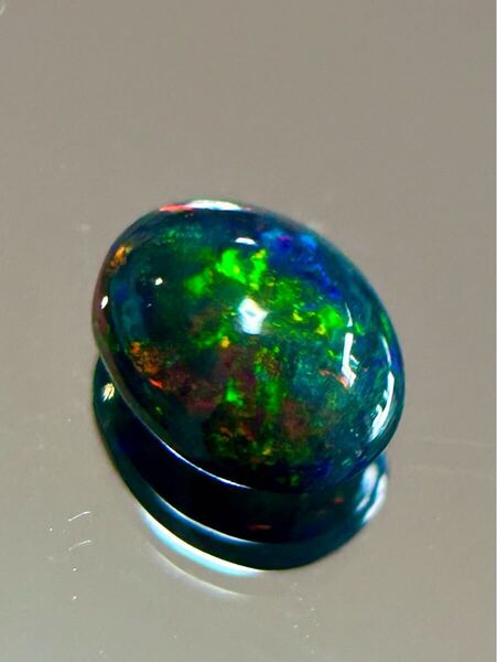 【2.2カラット】ブラックオパール/エチオピア産/10x8x6mm 天然石 opal 裸石 ルース エチオピア産