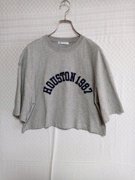 12272 ★★ ZARA ショート丈 Tシャツ サイズS USA