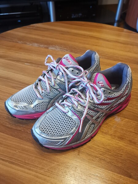asics アシックス LADY GEL-DS SKY SPEED 23.5cm レディースランニングシューズ レディ ゲル ディーエス スカイ スピード TJR581