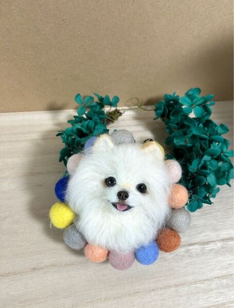羊毛フェルト ポメラニアンのフェルトリース 母の日