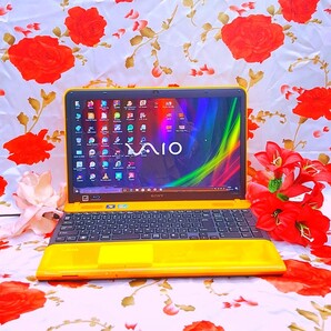極上品/爆速2世代Core-i5/ブルーレイ/Win11/新品SSD256GB/オレンジ色/新品マウスサービス/ カメラ/ VAIO
