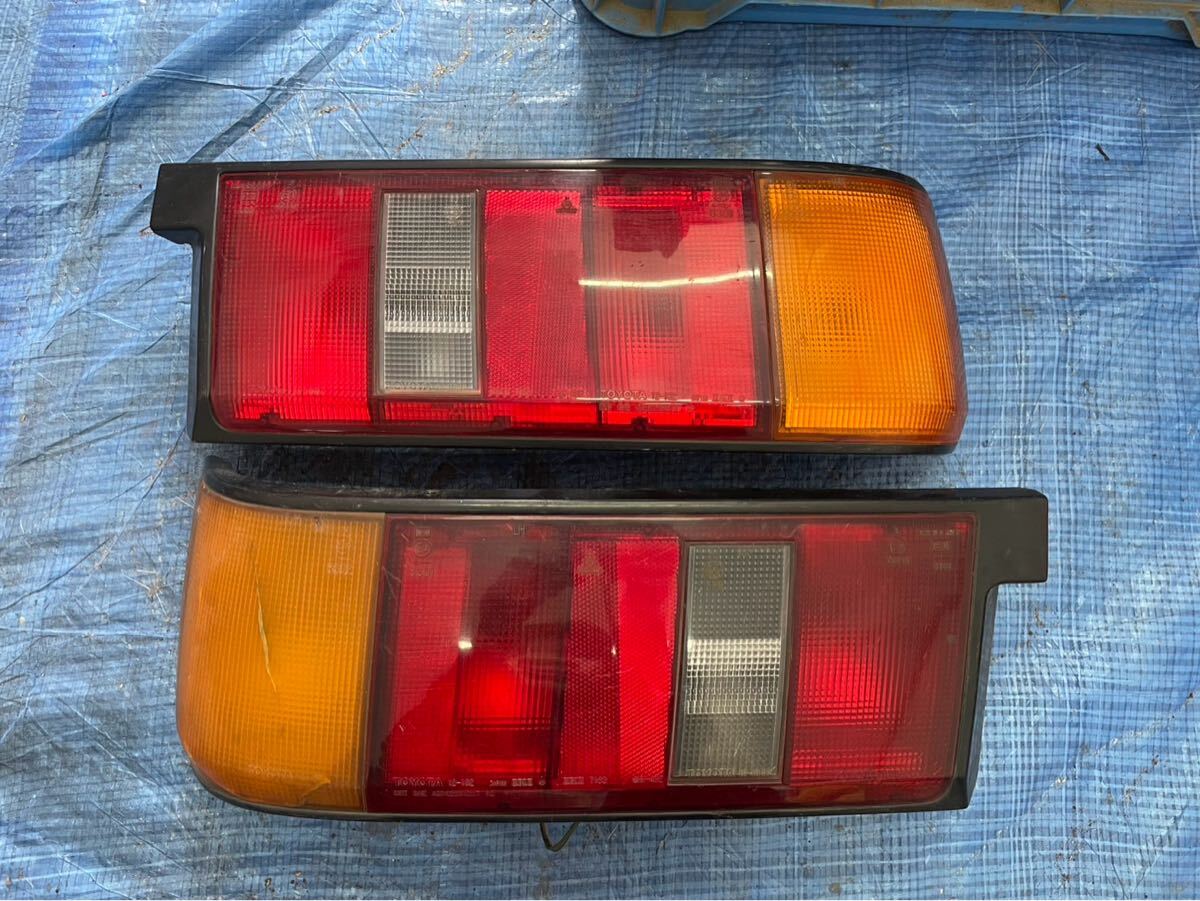 トヨタ 純正 カローラレビン AE86 前期 テールランプ 左右セット