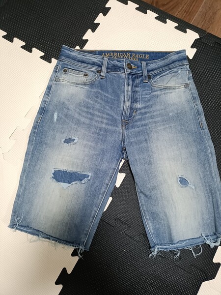 AMERICAN EAGLE アメリカンイーグル アウトフィッターズ ダメージ ショート デニムパンツ