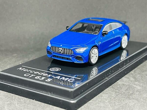 1/64 ミニカーPARAGONメルセデスベンツ AMG GT 63S メタリックブルー