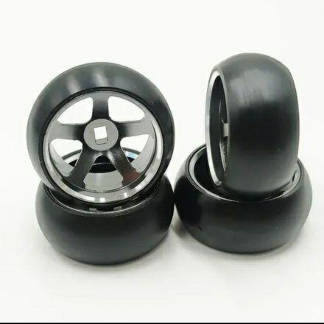 Amazon | Chanmoo 1/8 RC オンロードカータイヤとホイールリム