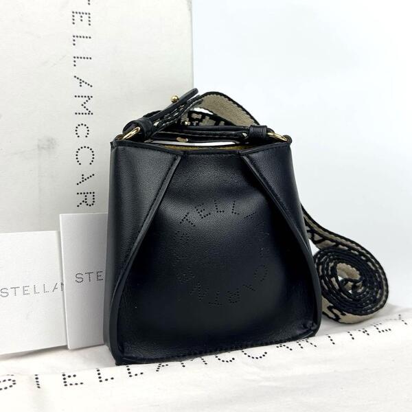 極美品●STELLA McCARTNEY ステラマッカートニー ミニ ショルダーバッグ サークルロゴ パンチング 斜め掛け レザー 黒 ブラック 付属品完備