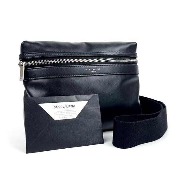 【極美品】SAINT LAURENT サンローラン ボディバッグ ロゴ シルバー金具 斜め掛け ショルダーバッグ カーフレザー ブラック 黒色 男女兼用
