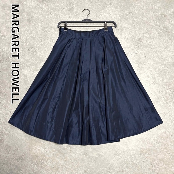 *マーガレットハウエル タックフレアスカート コットンギャザー 光沢生地 ミモレ丈 紺 ネイビー 1サイズ 日本製 MARGARET HOWELL