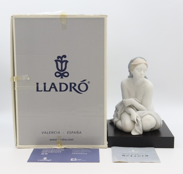 リヤドロ LLADRO 時を超えた瞬間 タイムレスモーメント TIMELESS MOMENT フィギュリン 陶器置物 ヌード サイン入り