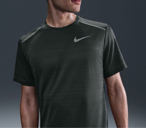 L 新品 ナイキ マイラー ショートスリーブ 半袖 Tシャツ ランニング NIKE 吸汗速乾 トレーニング ランシャツ グリーン