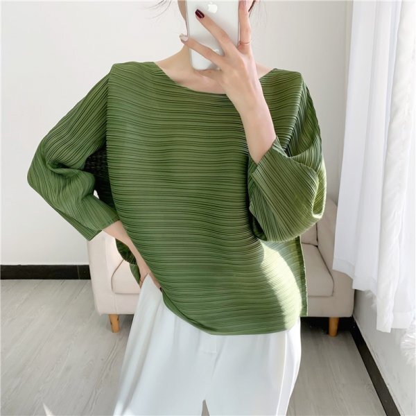 2503レディース pleatsプリーツシャツプラウス肌触り弾力があり