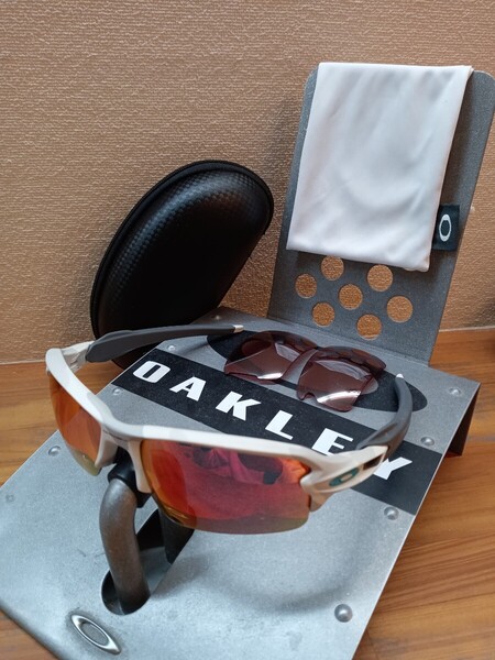 【美品♪偏光♪】白カモフラ/アジアンフィットフィット/フラック2.0/オークリー/oakley/flak2.0 検サング