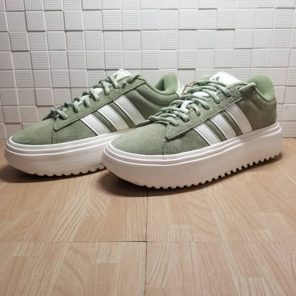 送料無料・新品未使用!!アディダス adidas カジュアルシューズ スニーカー / GRAND COURT PF SUEDE W / グリーン 定価8800円 24.0cm