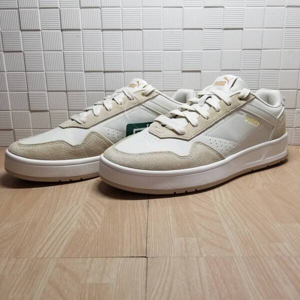送料無料・新品未使用!!プーマ PUMA カジュアルシューズ スニーカー / コート クラシック SD / オフホワイト×ベージュ 25.0cm
