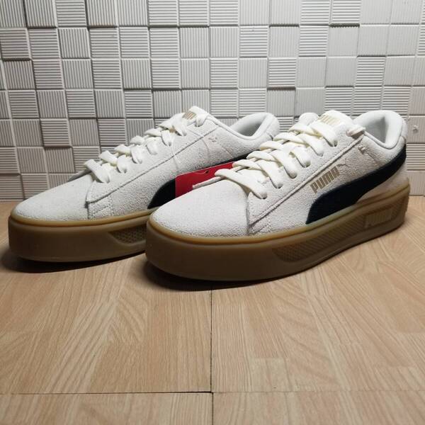 送料無料・新品未使用!!プーマ PUMA カジュアルシューズ スニーカー / スマッシュ プラットフォーム V3 SD / ベージュ 24.5cm