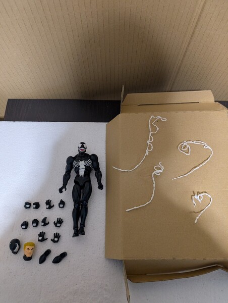 絶版フィギュア メディコム・トイ MEDECOMTOY No088 MAFEX ヴェノム コミックver. VENOM COMIC ver. AMAZING SPIDERMAN スパイダーマン