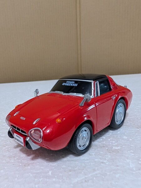絶版ミニカー ドライブタウン トヨタ スポーツ800 TOYOTA SPORTS800 ヨタハチ プルバックカー UP15 ノーマルホイール仕様