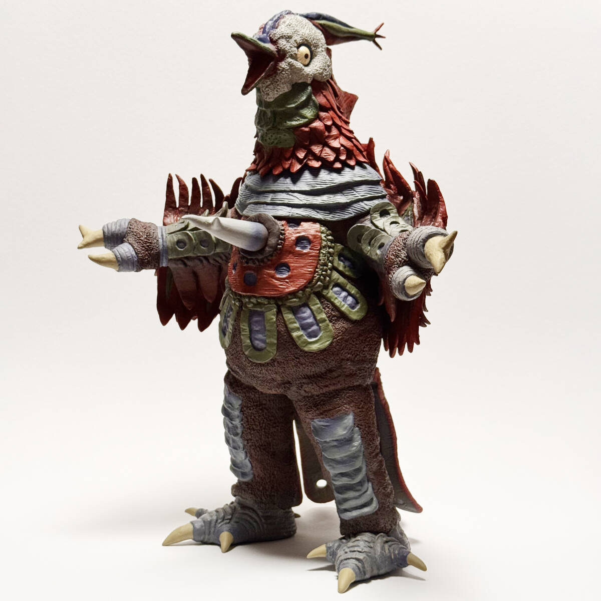 大怪獣シリーズ ウルトラマンエース (完成品) - ホビーサーチ