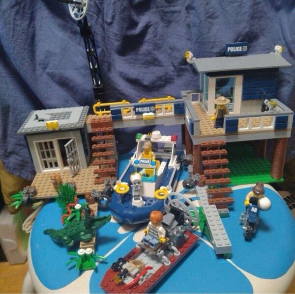 【廃盤品】LEGO レゴブロック 60069 沼地のポリスステーション