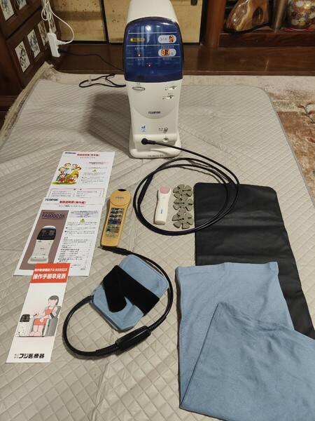 送料無料 フジ医療器 SHENPIX シェンペクス FA9000DX 家庭用電位治療器 電床シート 2極通電パッド 純正絶縁シート リモコン他 安心取説付