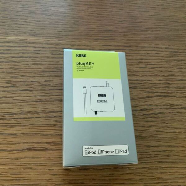 KORG plugKEY-WH 好きな鍵盤でiPhone/iPadを演奏できる、モバイルMIDI+オーディオインターフェイス Lightning接続